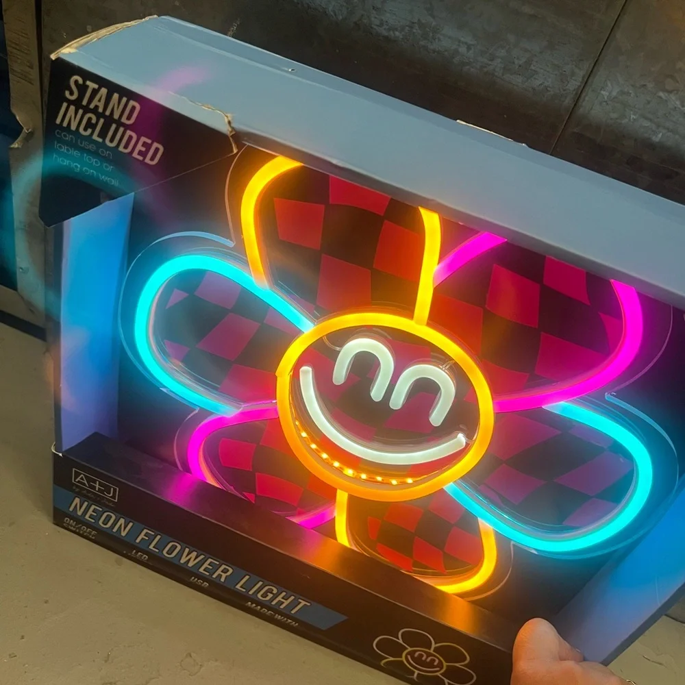 Neon Flower Light - Pink and Black
